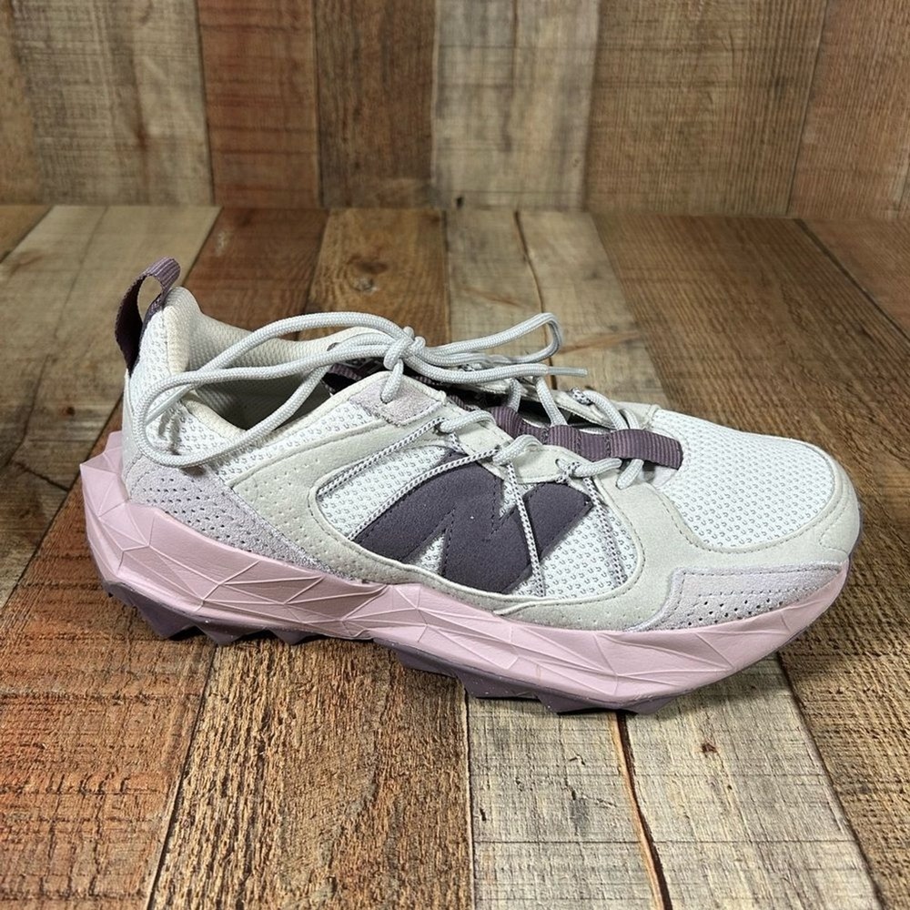 New Balance Tektrel Women's Size 8.5 Trail Running Grey Matter Dark Ice Shoes